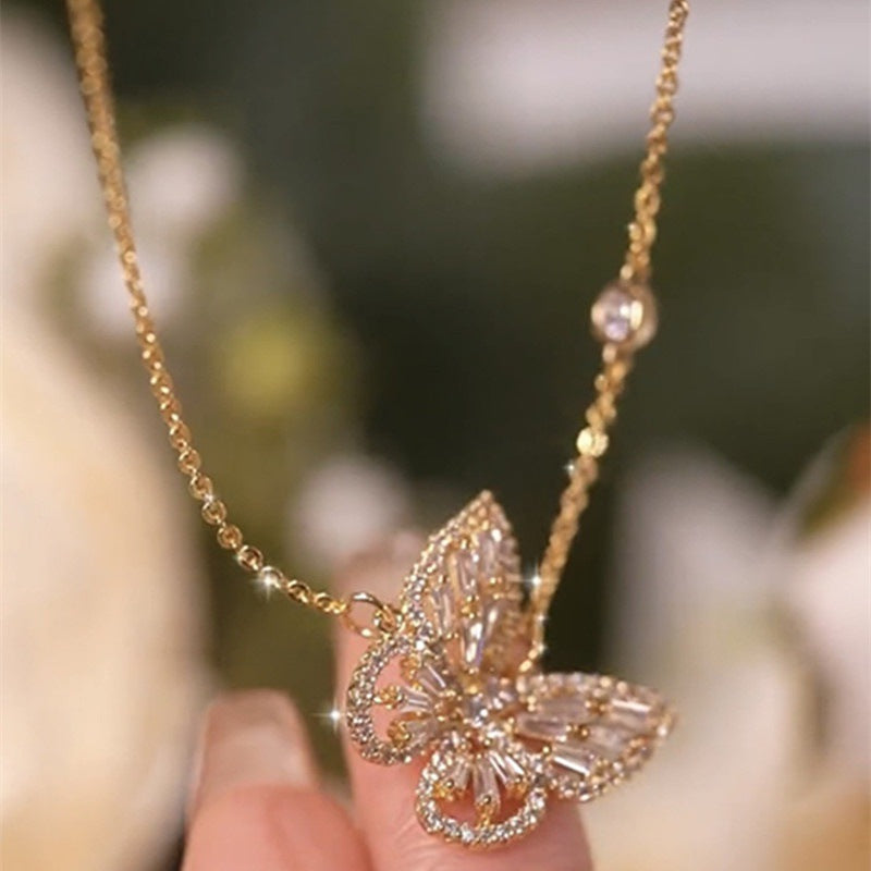 Vòng cổ mặt dây chuyền hình bướm đính đá Zircon siêu nhỏ cn363