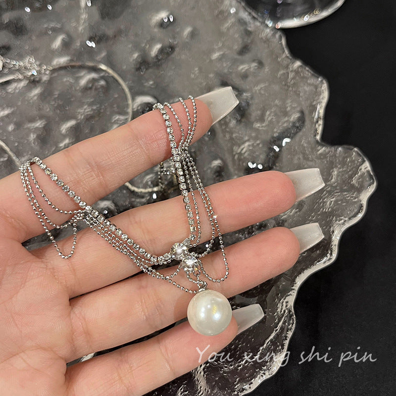 নীচেহাইগ-রেউস্টেলভিসিল আর্সিটিএসটি)