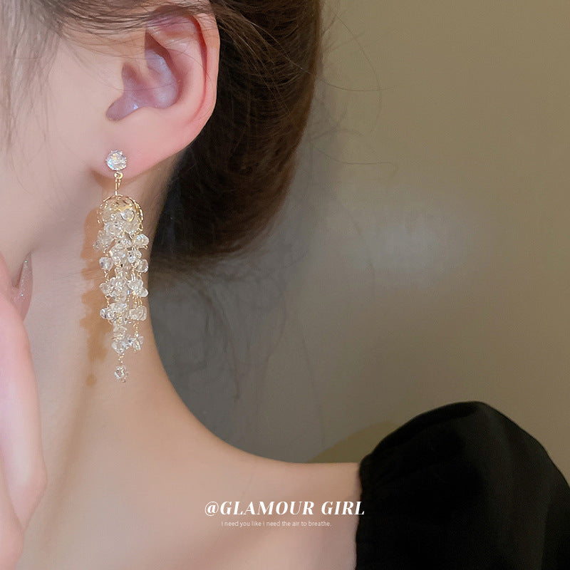 크리스탈 삼각형 술 귀걸이 Cn372