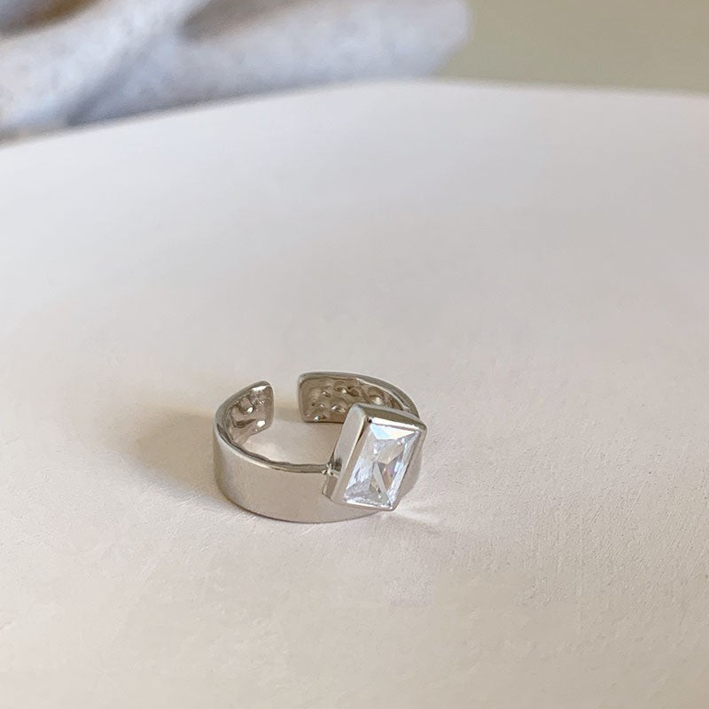 Weaving Hollow Open Ring Cn403