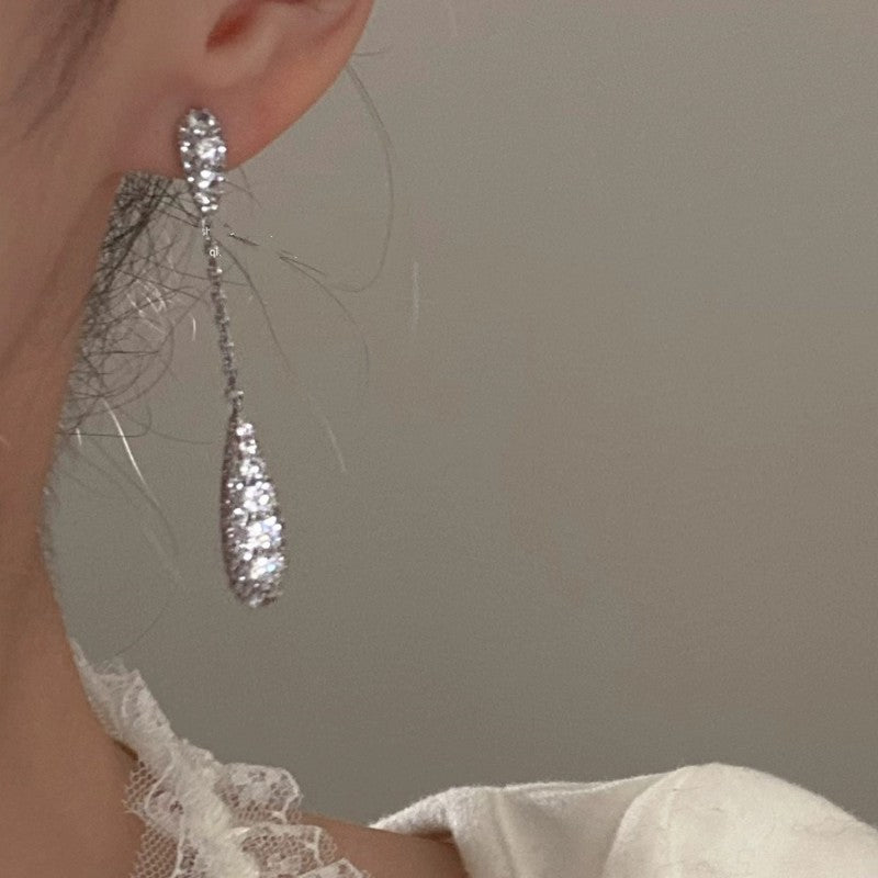 Zircon Water Drops Eardrops Full Diamond Cn357