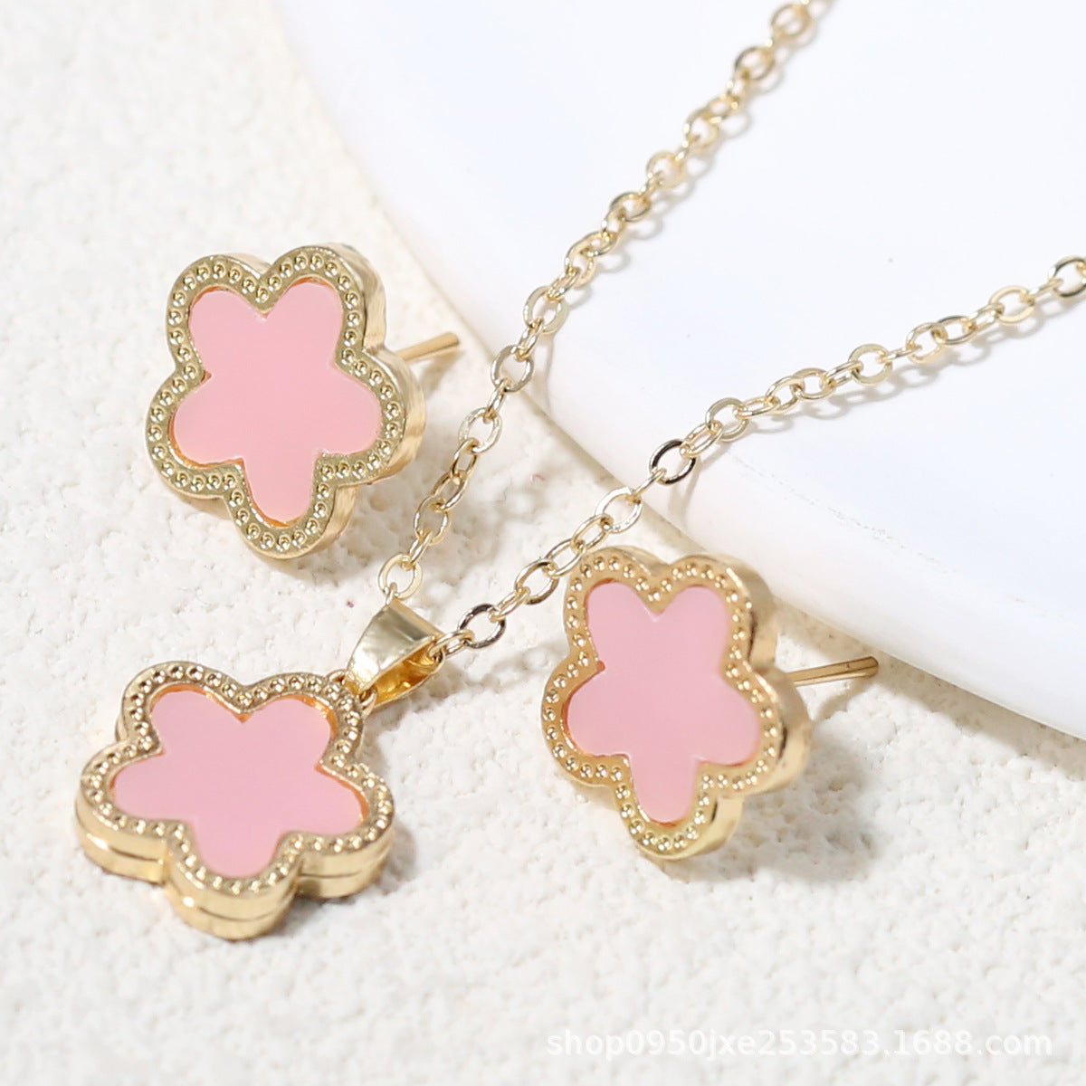 Double-Sided Wide-Brimmed Fritillary Plum Blossom Two-Piece Pendant Necklace Ear Stud Cn0282