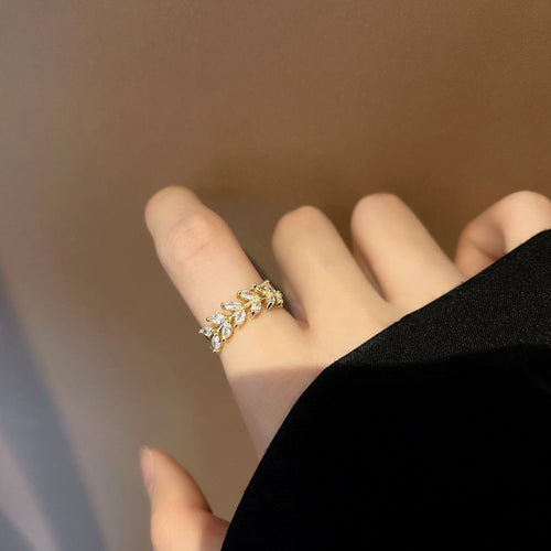 Crystal Leaves Light Wind Ring Cn445