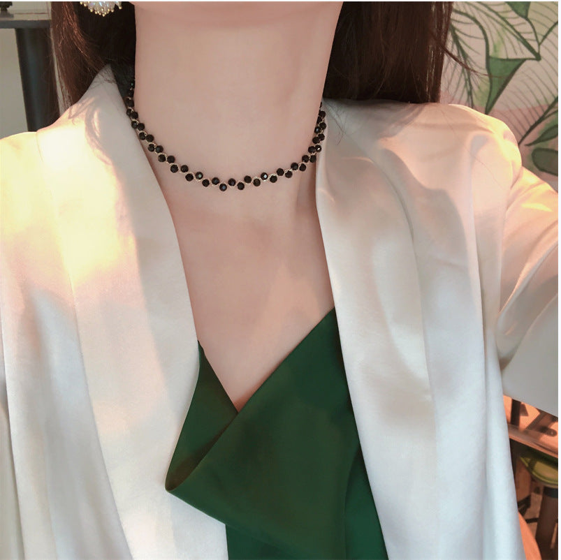 블랙 크리스탈 우븐 목걸이