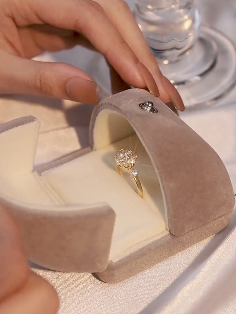 Vòng mở hoa zircon có thể xoay