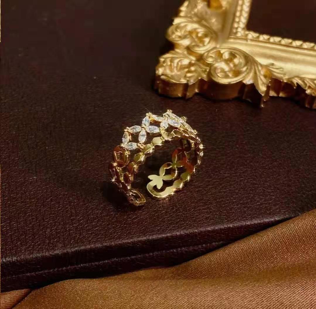 Nhẫn hoa zircon hở ngón trỏ