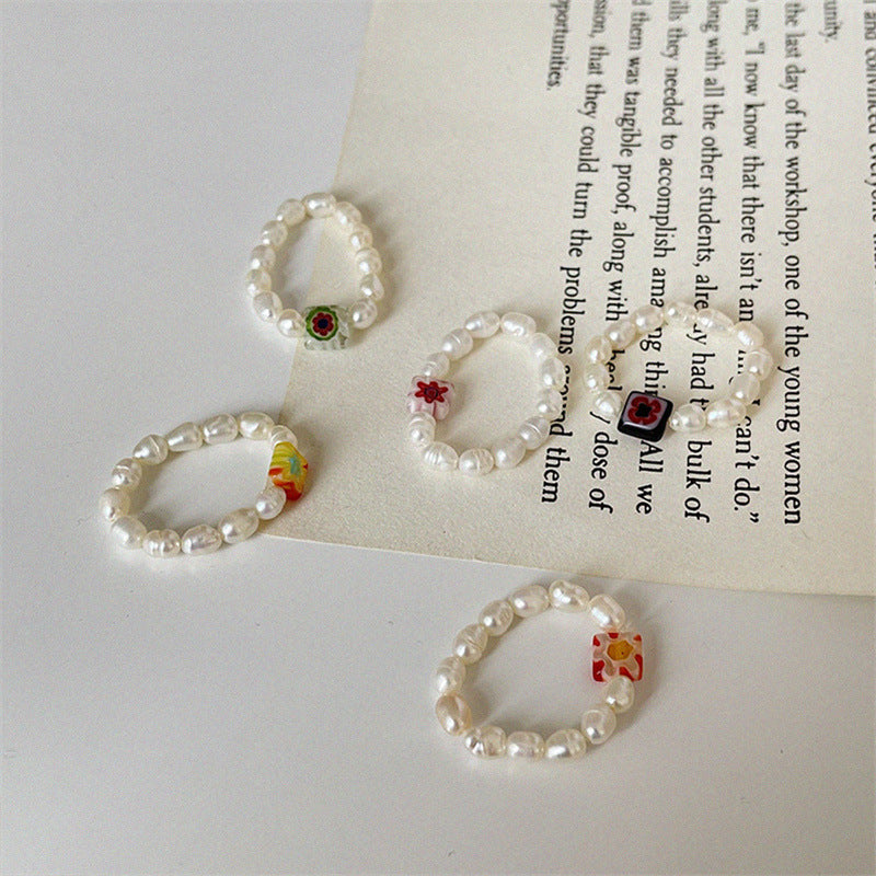 हाताने तयार केलेली गोड्या पाण्याची रंगीत ग्लेझ रिंग