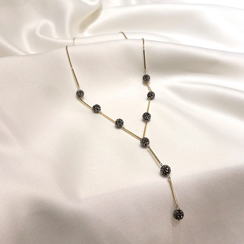 ডায়মন্ড ক্রিস্টাল বোনা নেকলেস