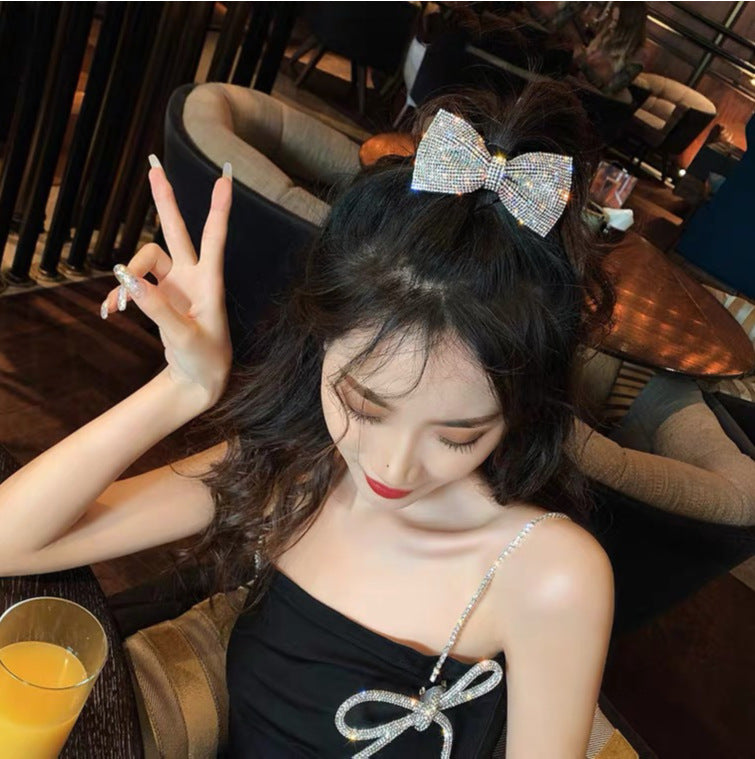 Full diamond bow hairpin