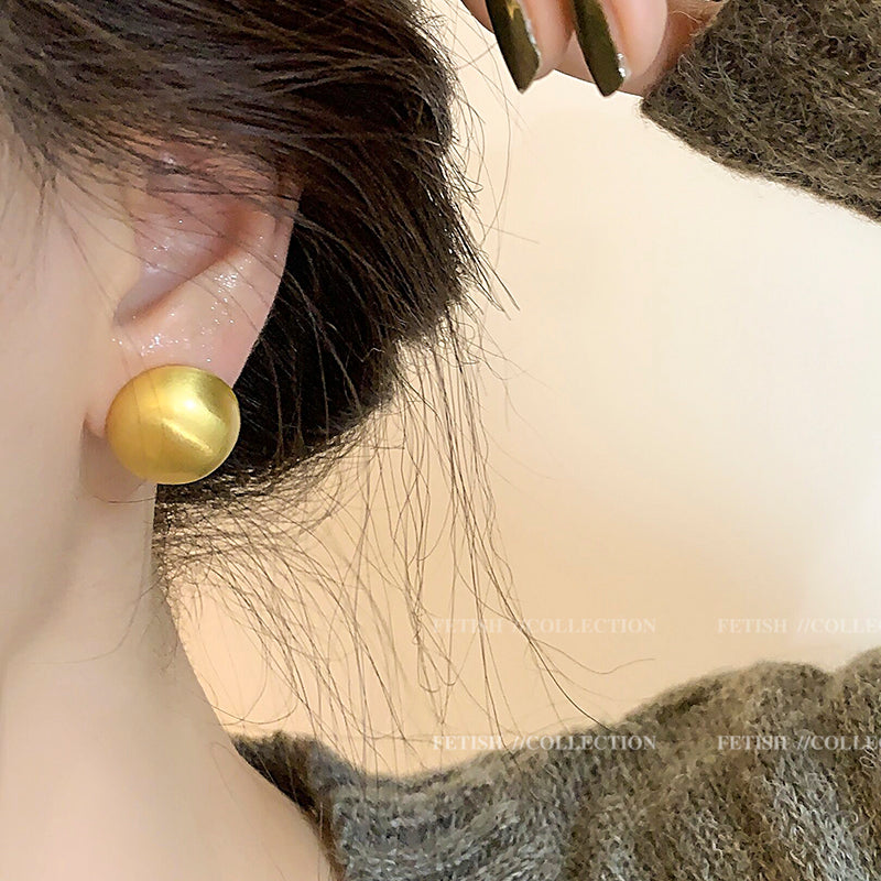 گوشواره نخودی توپی برس خورده فلزی مات زنانه