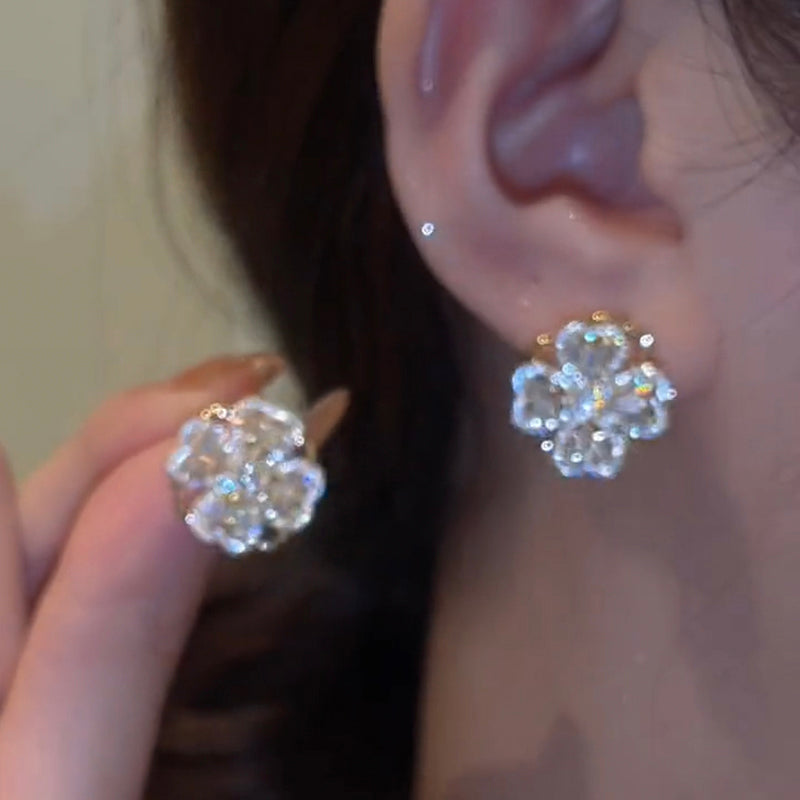 گوشواره زنانه شبدر چهار برگ چرخان