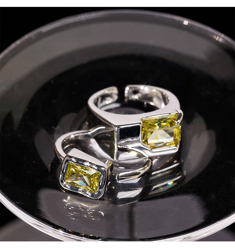 Nhẫn kim cương hình vuông nho xanh Nhẫn thực phẩm mở hai món Nhẫn đeo tay Nhẫn cá tính