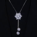 Rantai sweter kepingan salju zirkon berputar kalung Joker wanita