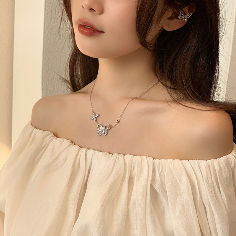 Collana a farfalla con zircone pieno di diamanti Flash