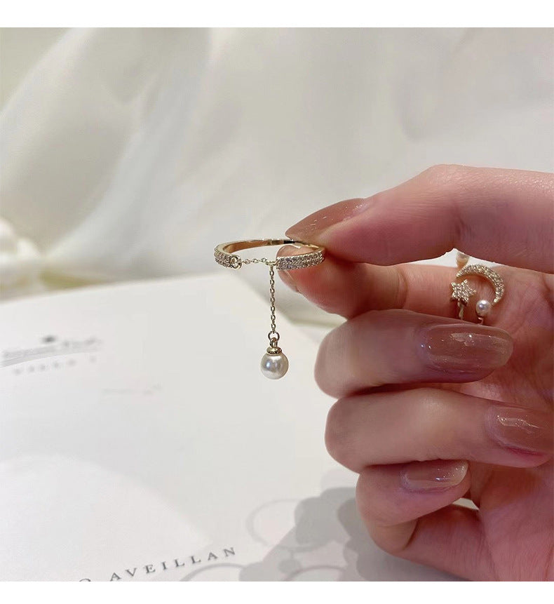 Cincin bulan bintang angin dingin bertatahkan berlian