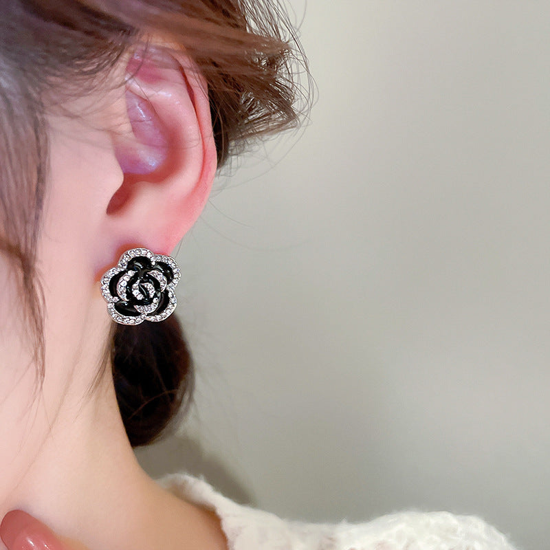 گردنبند کریستال کاملیا قطره الماس