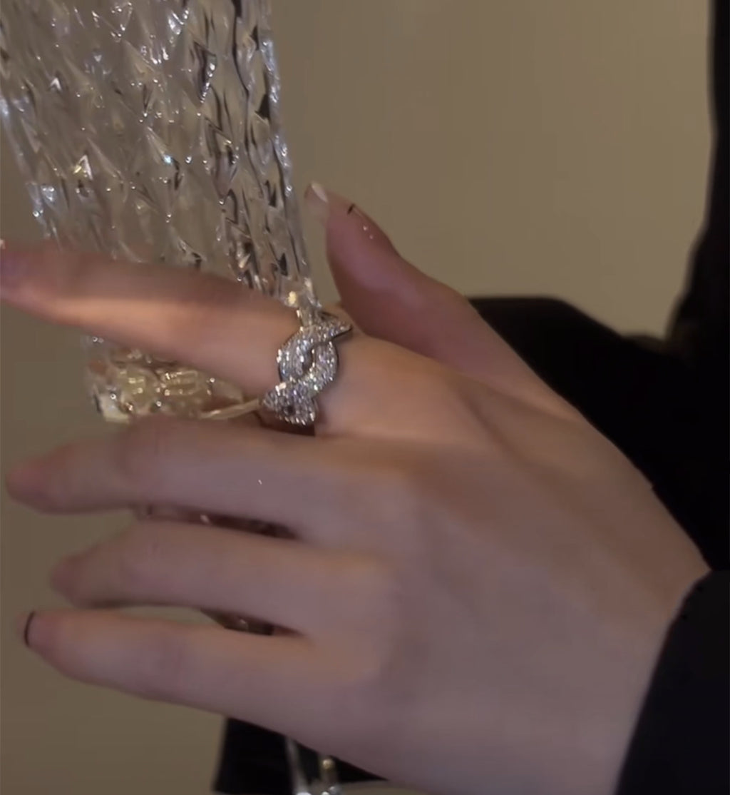 Cincin twist ring zirkon full berlian