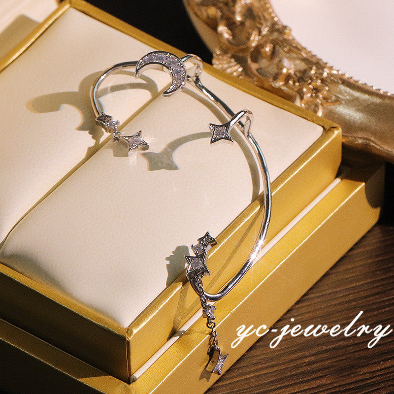 گوشواره ستاره ماه چهار ریش با الماس بدون سوراخ گوش