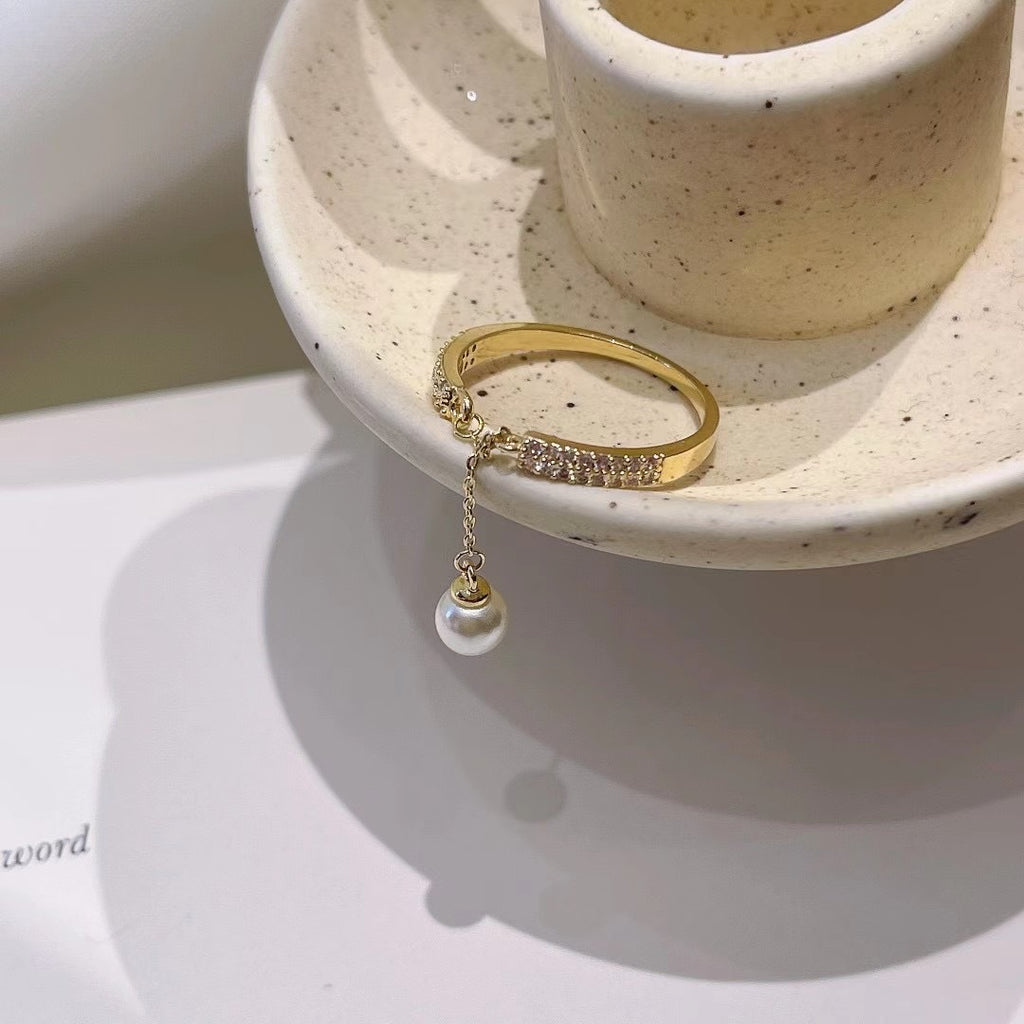 Cincin bulan bintang angin dingin bertatahkan berlian