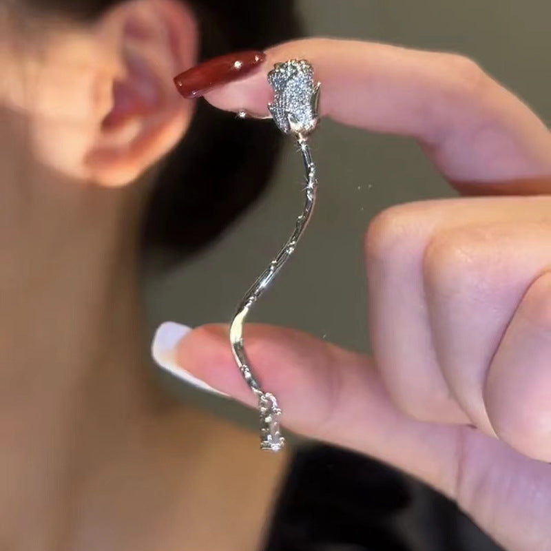 گیره استخوانی گوشواره لاله با شخصیت زیبا گوشواره گوشواره گوشواره گوشواره گوشواره یک تکه