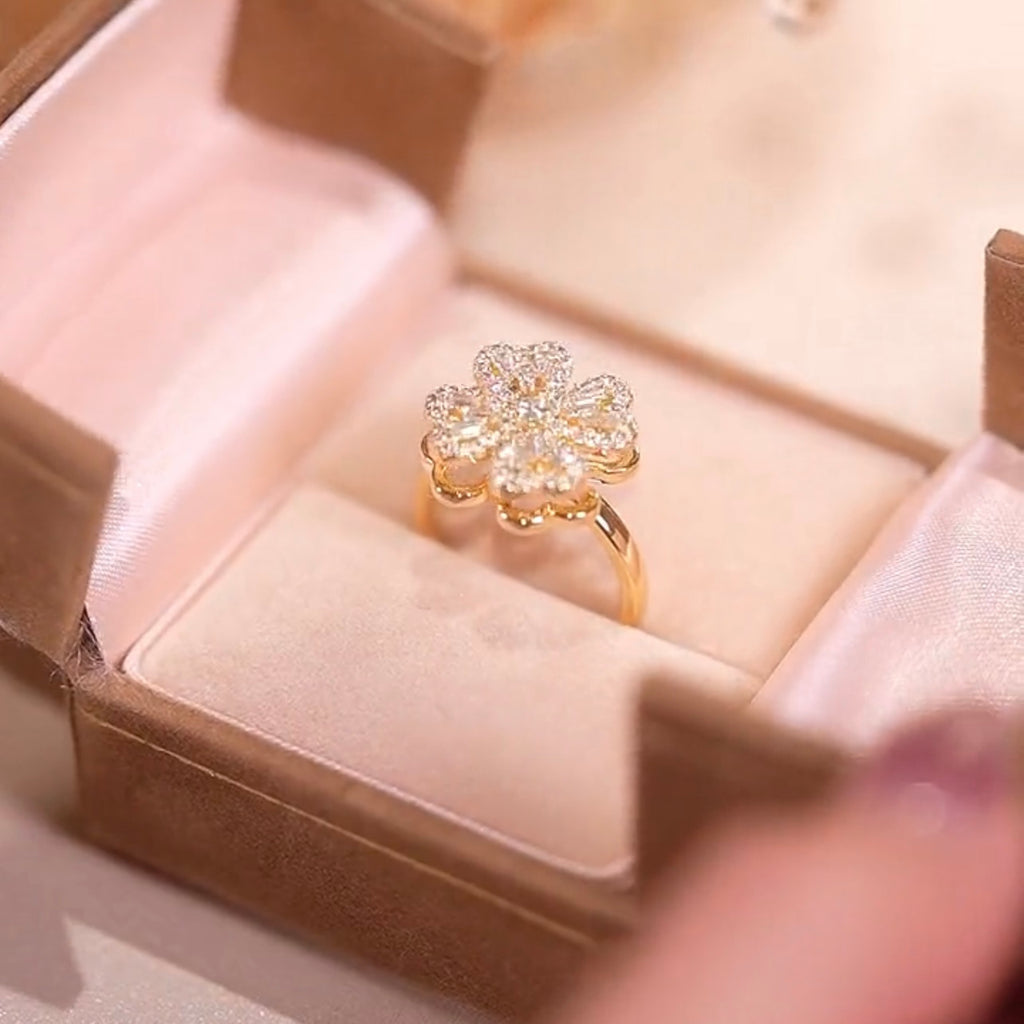 Desain kecil cincin berputar semanggi empat daun ukuran disesuaikan cincin terbuka cincin pribadi berlian ganda