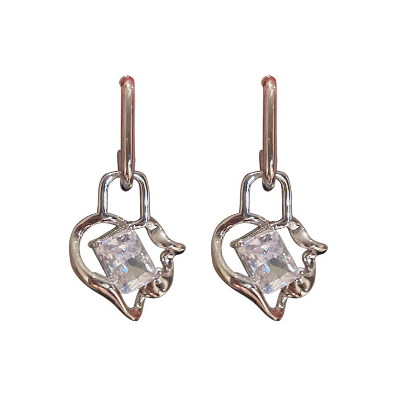 گوشواره های نامنظم حاشیه ای زیرکون قطره ای