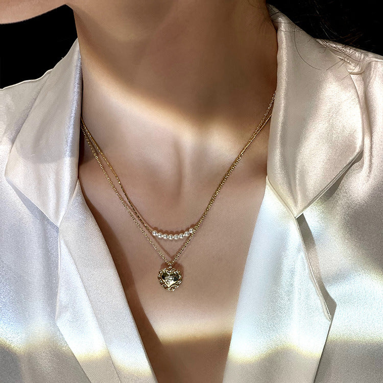 ڈبل لیو پینڈنٹ ہنسلی چین کا ہار