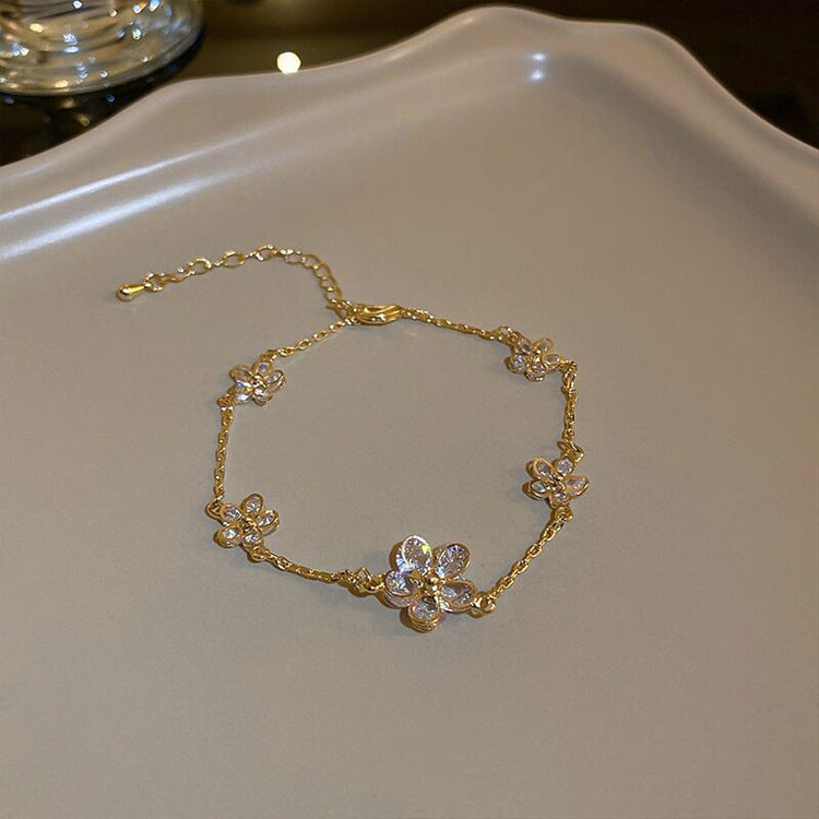 Flower zircon bracelet