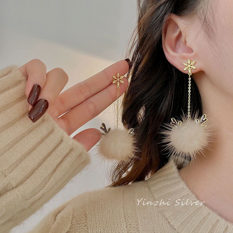 Furry Christmas snowflake elk fur ball earrings