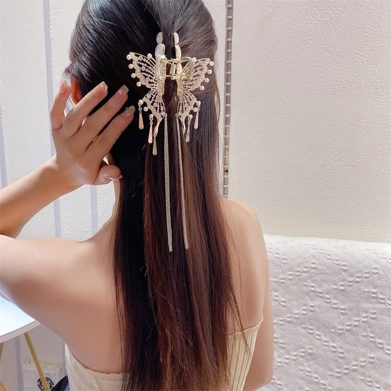 Шпилька для волос с подвеской в форме бабочки и кисточкой