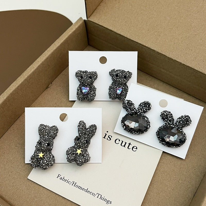 Silver needle studded with diamond bear rabbit earrings