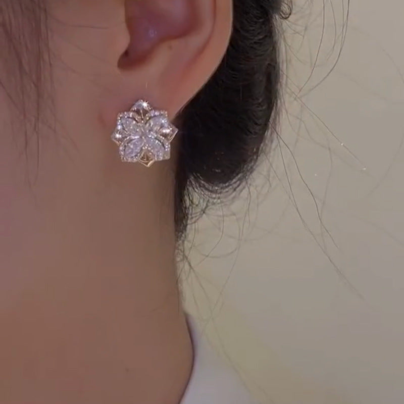 Zircon Rotatable Four-leaf Flower Earrings