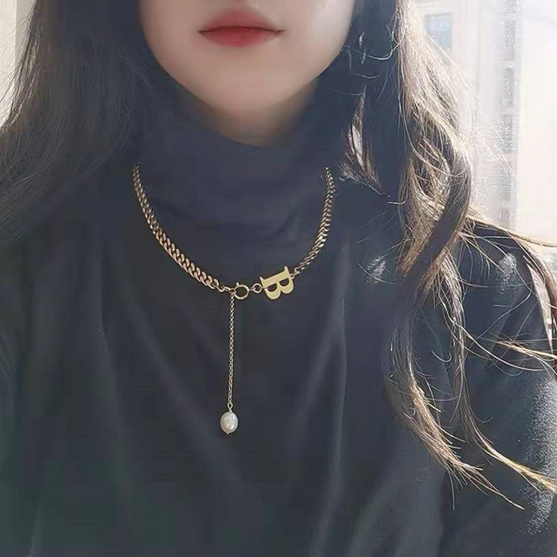 Gold and silver two-color letter B stitching drop pendant short necklace