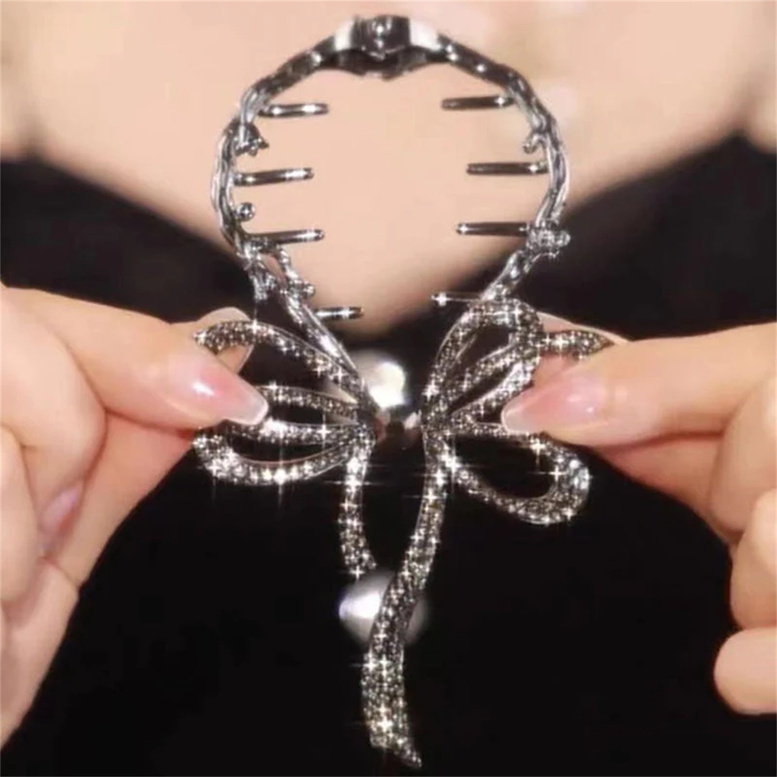 Rhinestone Bow Hairpin