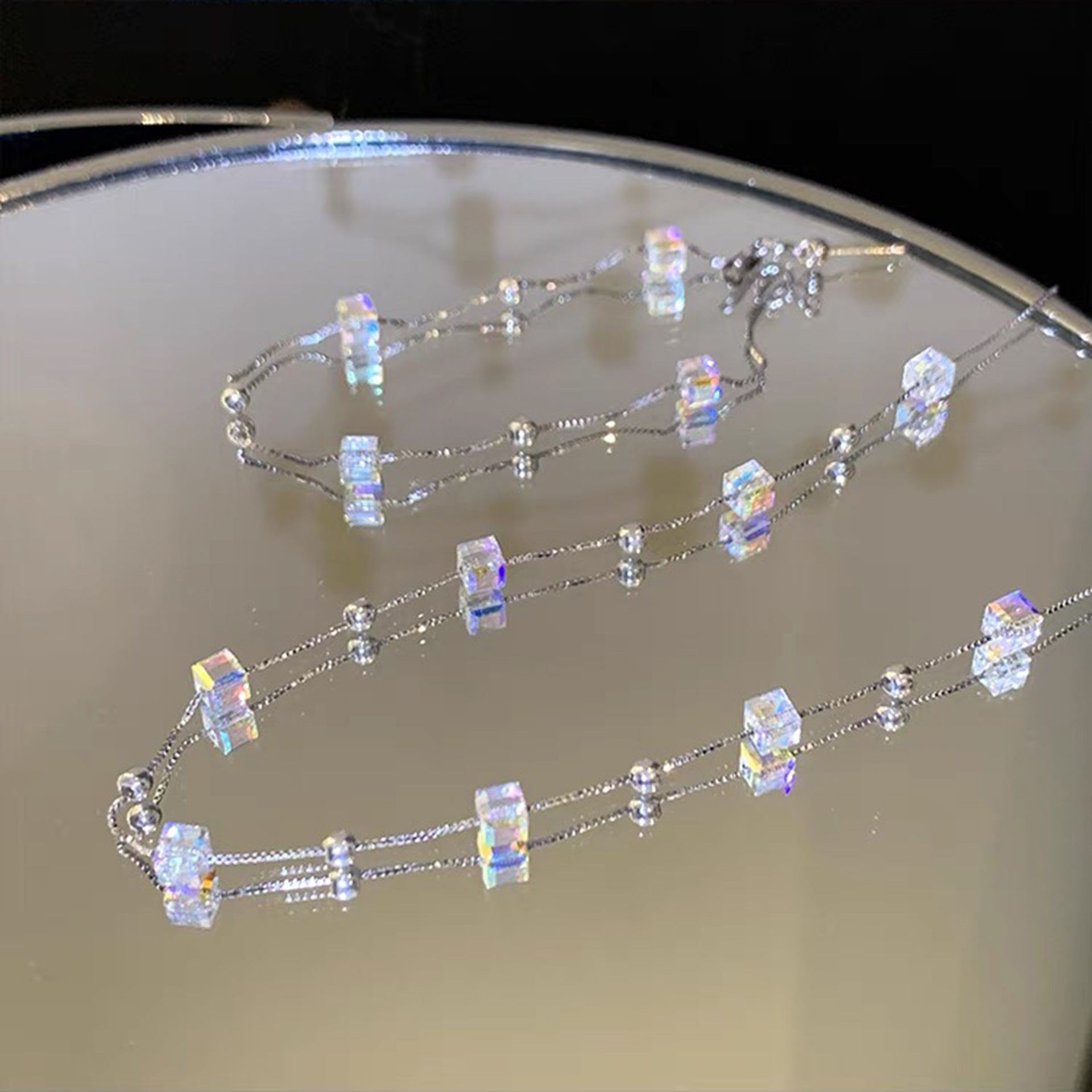 크리스탈 비즈 목걸이