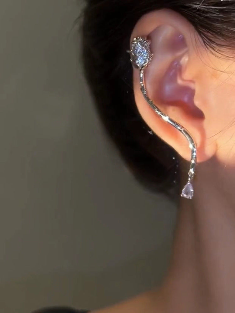 گیره استخوانی گوشواره لاله با شخصیت زیبا گوشواره گوشواره گوشواره گوشواره گوشواره یک تکه