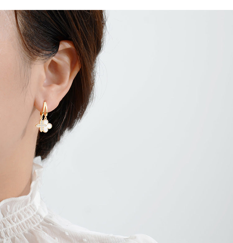 별 귀걸이 Fritillaria 네잎 귀걸이 귀걸이