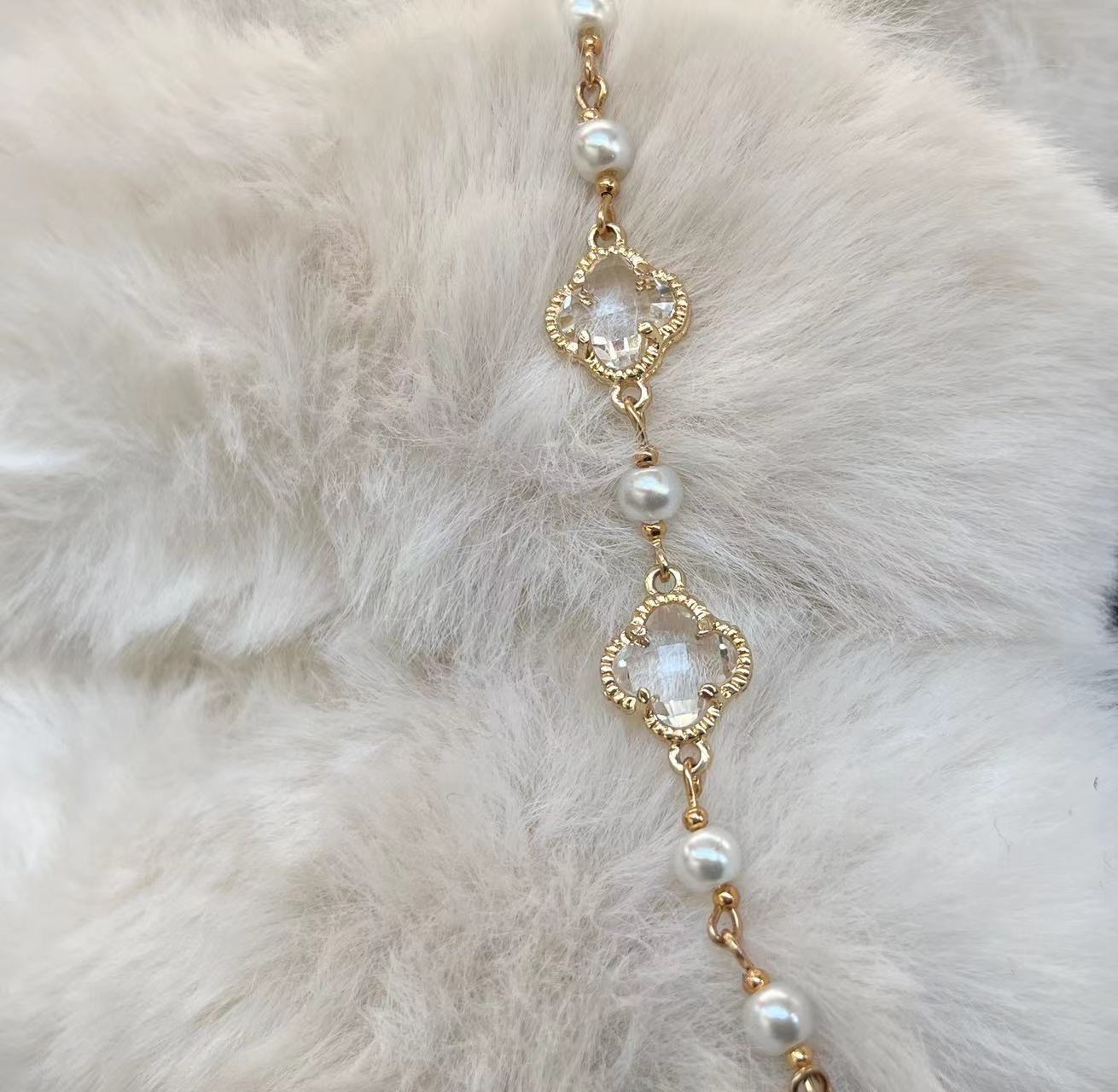 Four-leaf clover bracelet women simple