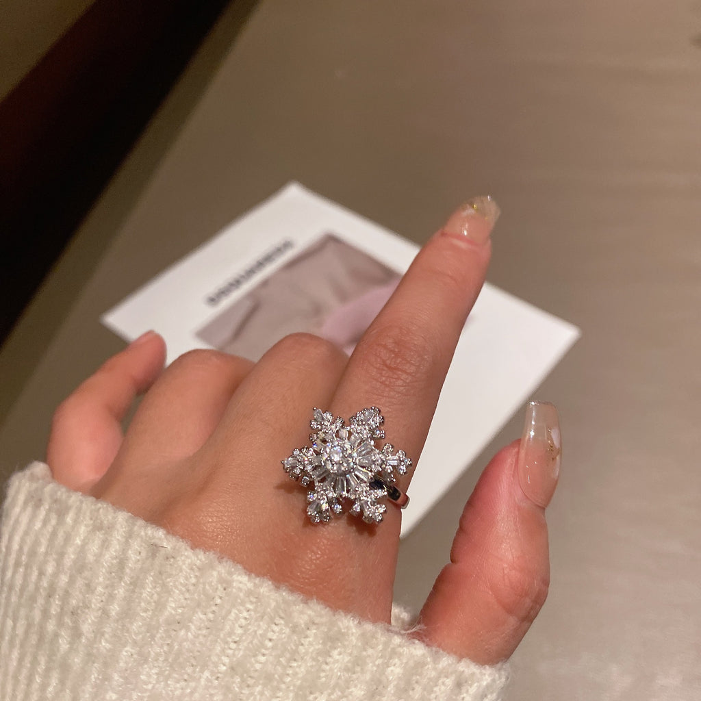 Vòng bông tuyết xoay có thể xoay vòng.