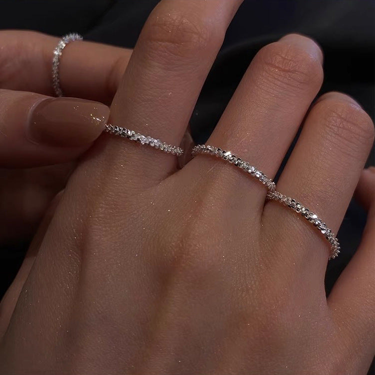 Cincin berkilau retro Perancis