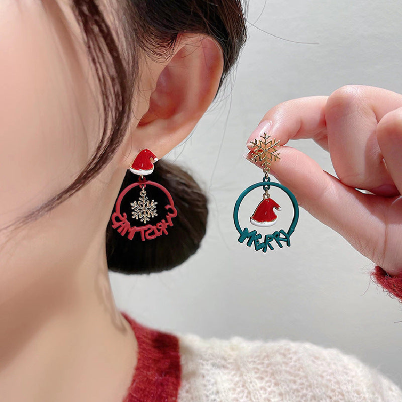Kerst kleine gift oorbellen vrouwelijke Koreaanse eland sneeuwvlok kerstmuts kleine gewei oorbellen