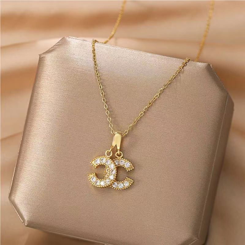 Letter double c necklace