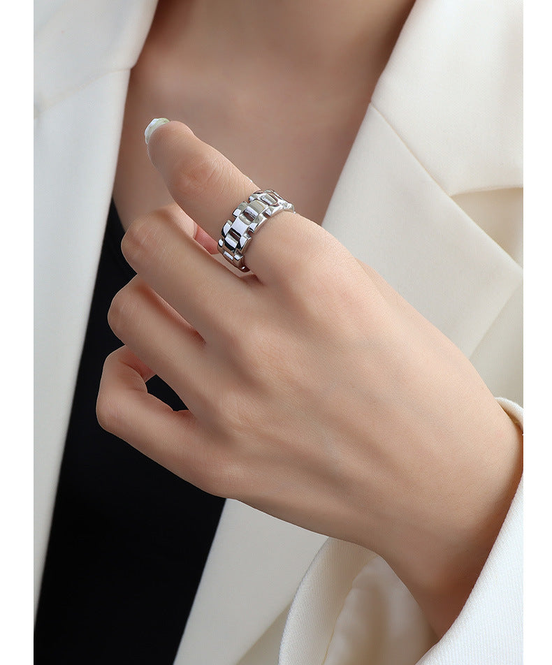 Đồng hồ dây chuyền kiểu nhẫn thực phẩm nữ nhẫn thép titan mạ vàng 18k