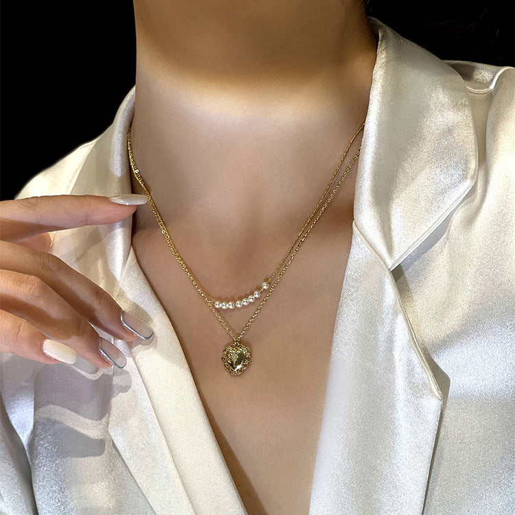 ڈبل لیو پینڈنٹ ہنسلی چین کا ہار