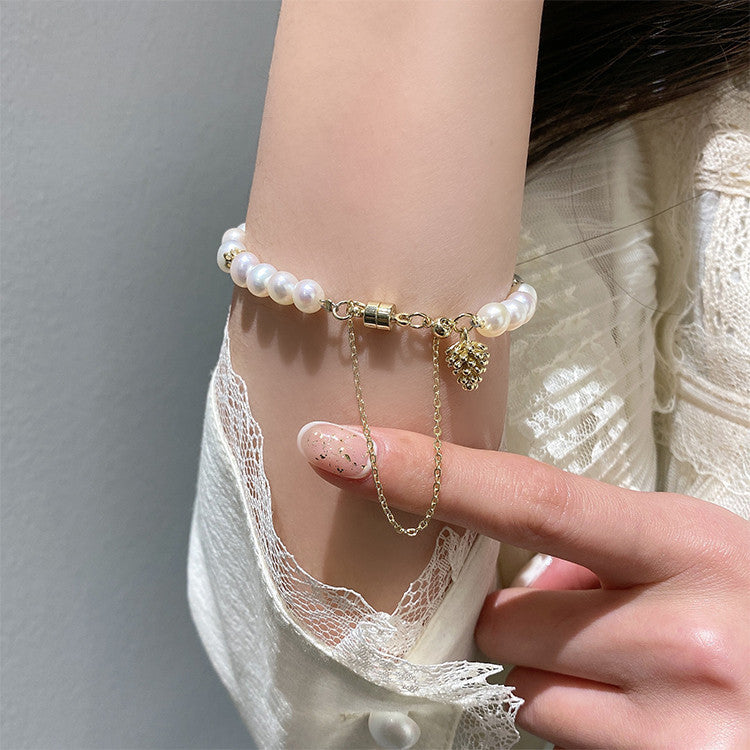 Gelang Gesper Magnet Air Tawar Biji Pinus