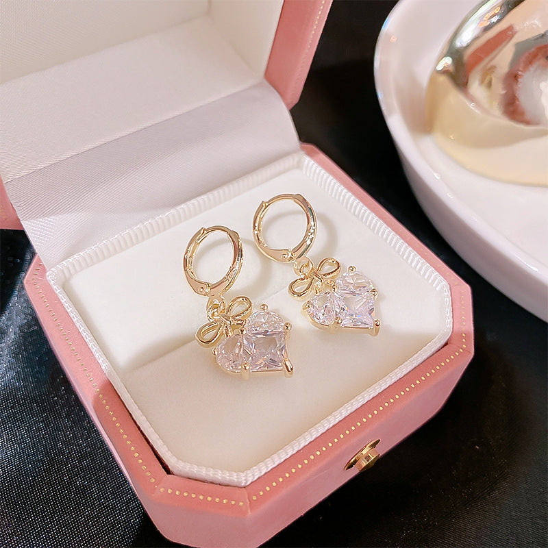 دکمه گوش عشق کمان شیرین