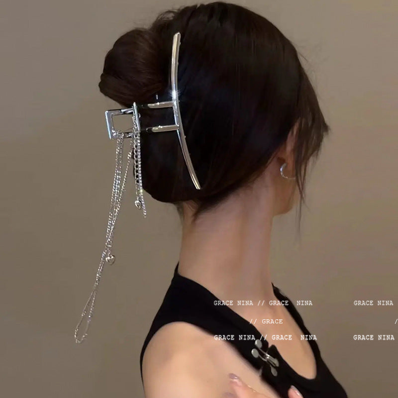 Clipe de fixação de cabeça para trás com grampo de cabelo de tubarão com franjas