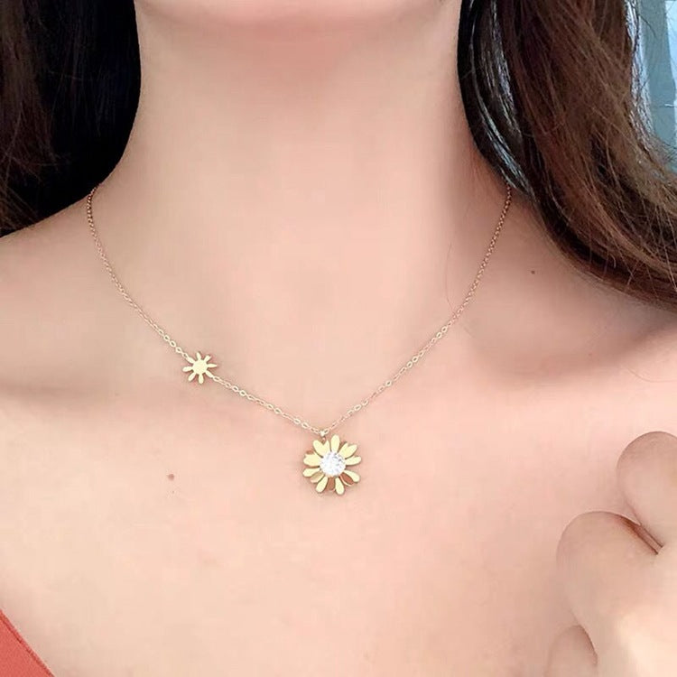 Gänseblümchenkette aus Titanstahl weiblich