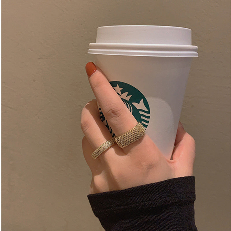 Cincin persegi berlian penuh