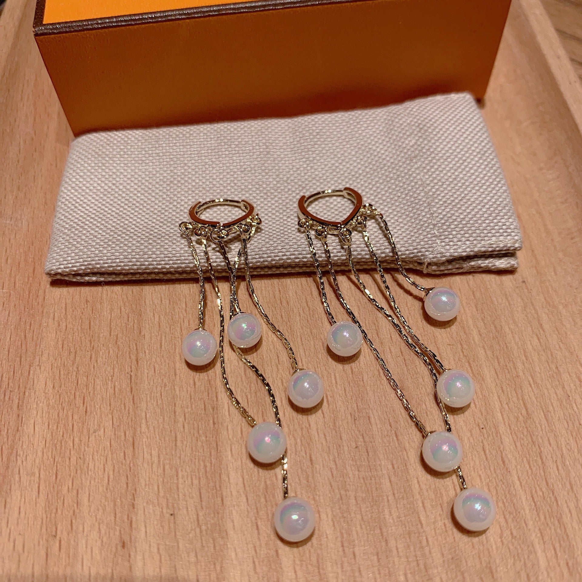 گوشواره پری دریایی Ji Huancai